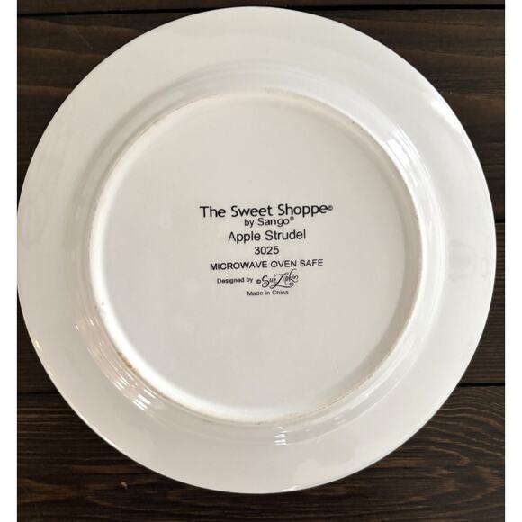 The Sweet Shoppe by Sango designed by Sue Lipkin 8-inch Plates Set of 4 - Picture 10 of 11